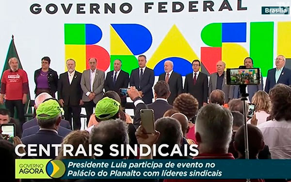 Presidente Lula se reúne com representantes dos trabalhadores